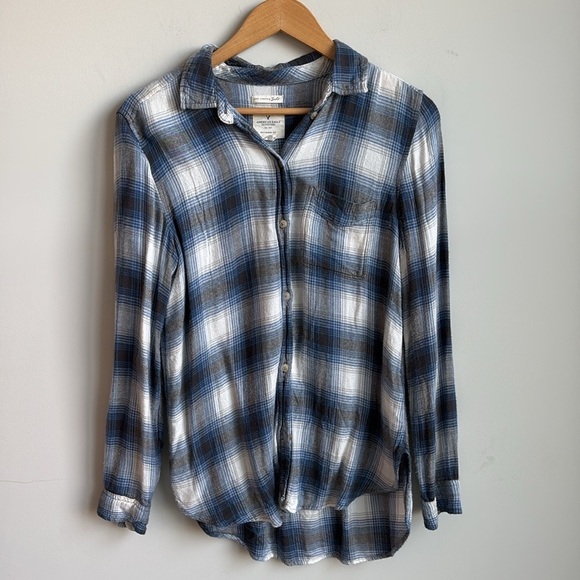 American Eagle Plaid Flannel Boyfriend Fit Medium - Picture 1 of 3